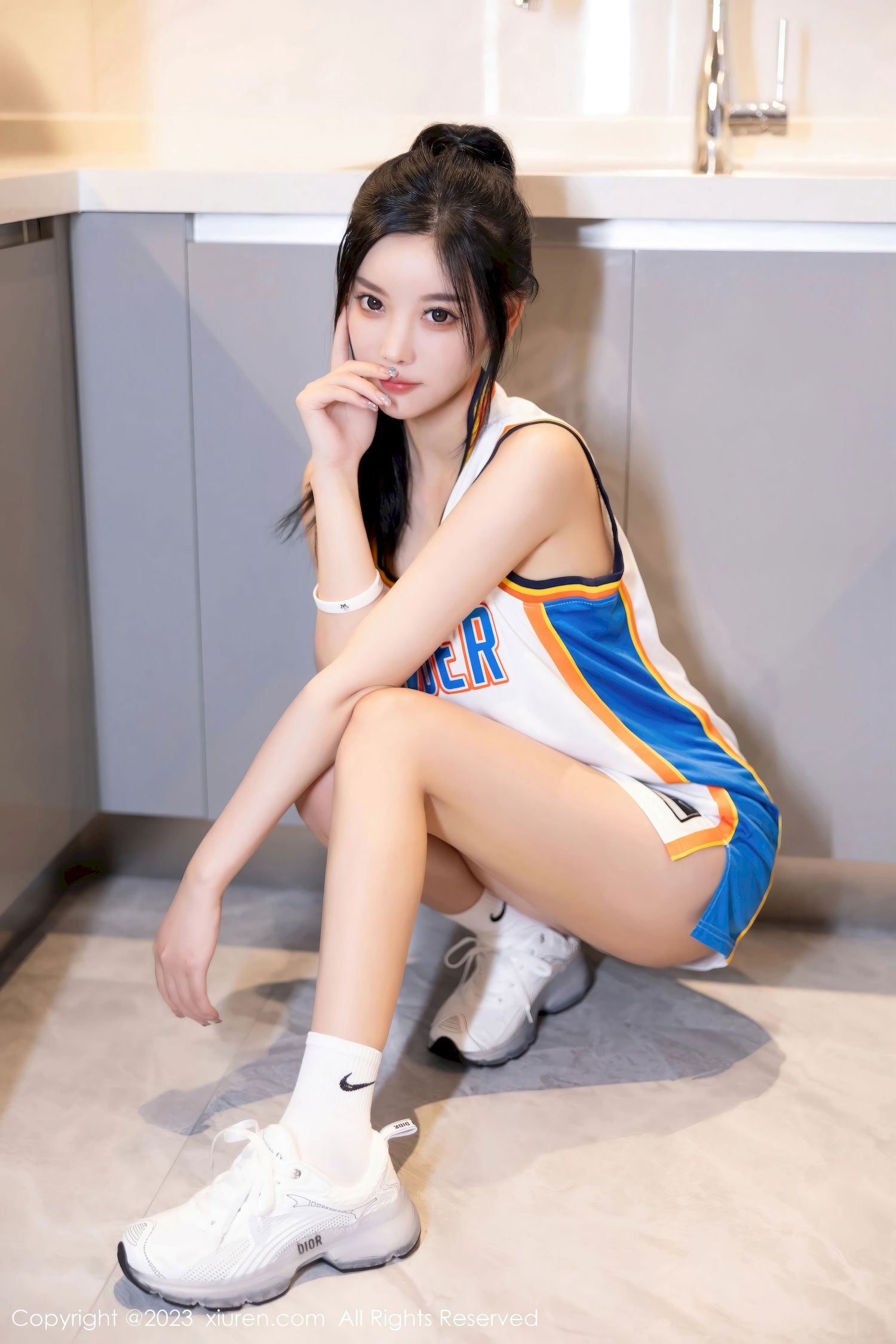 杨晨晨Yome - 丰腴身材+运动美腿 安吉旅拍