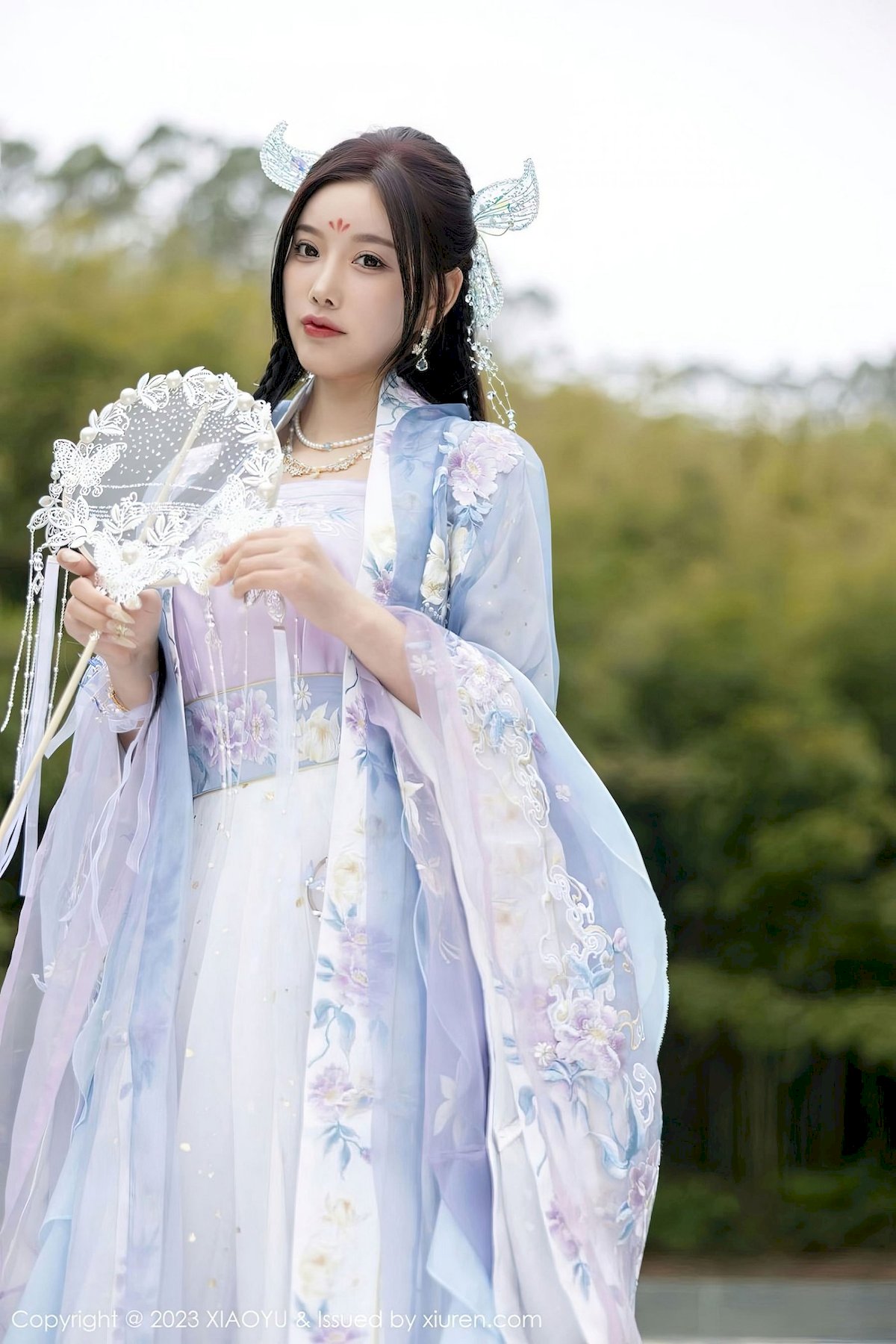 杨晨晨Yome - 古装服饰+白丝性感写真