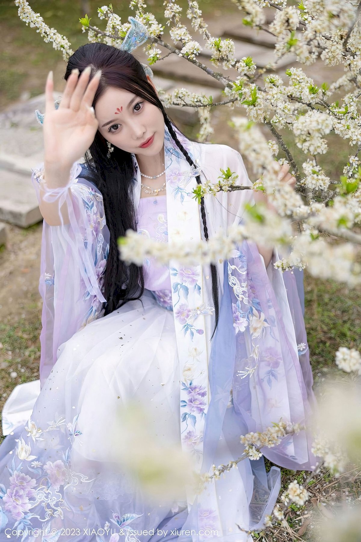 杨晨晨Yome - 古装服饰+白丝性感写真