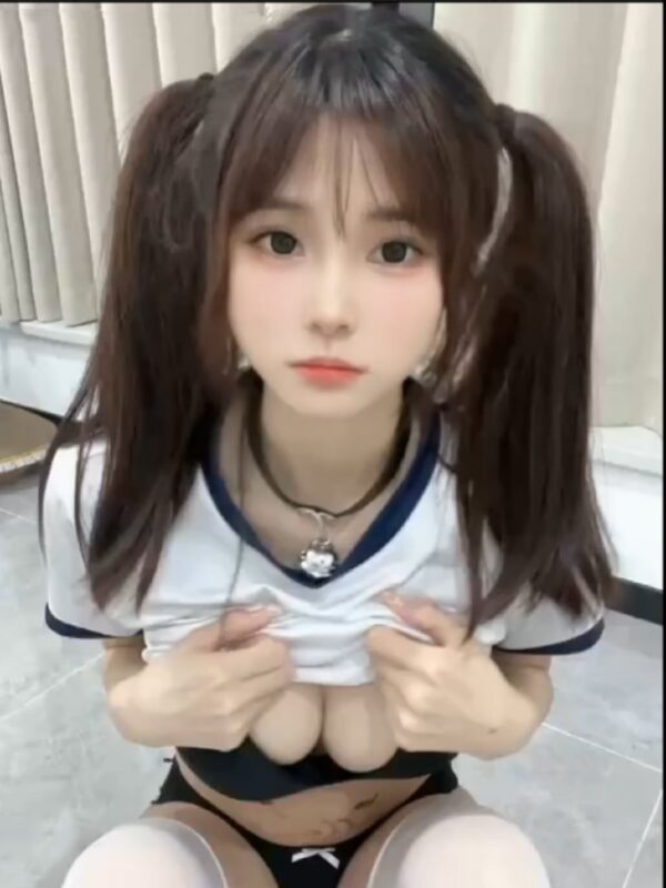 脸红乔微密圈：抖音美妆爱好者的专属社区-御萝部落