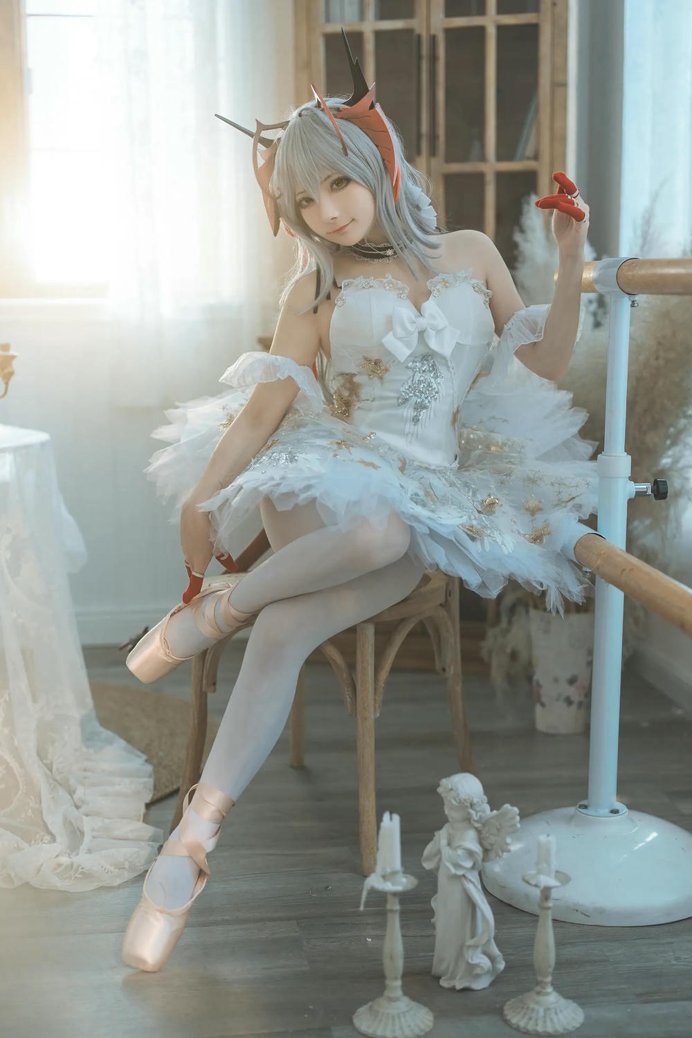 是三不是世w - 明日方舟 W 芭蕾【27P】 - COSPLAY-御萝部落